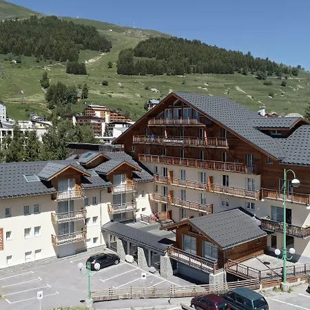 Odalys L'ours Blanc Апарт-готель Ле-дез-Альп